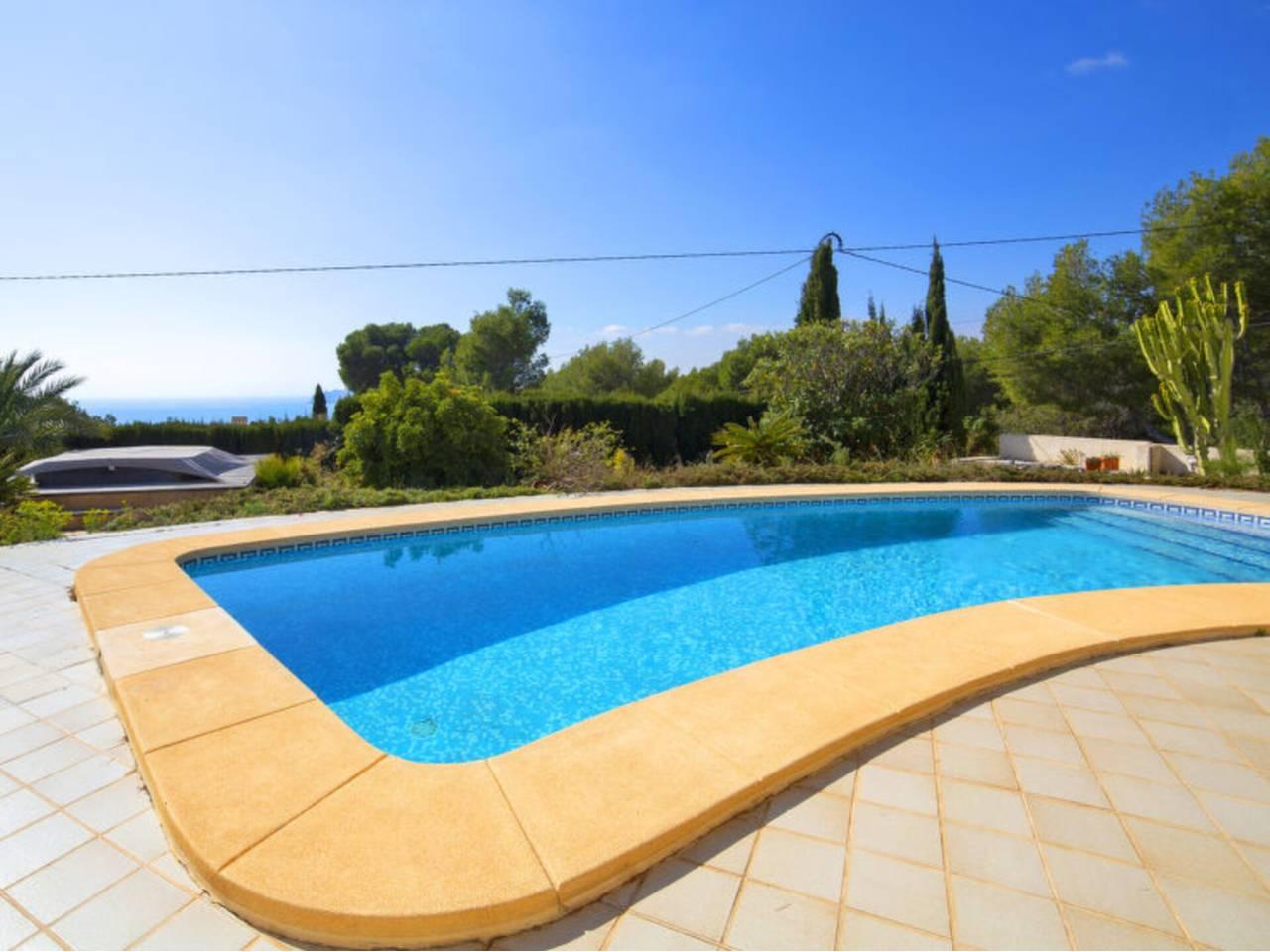 Casa Adosada de 2 Dormitorios y 2 Baños en venta en Altea