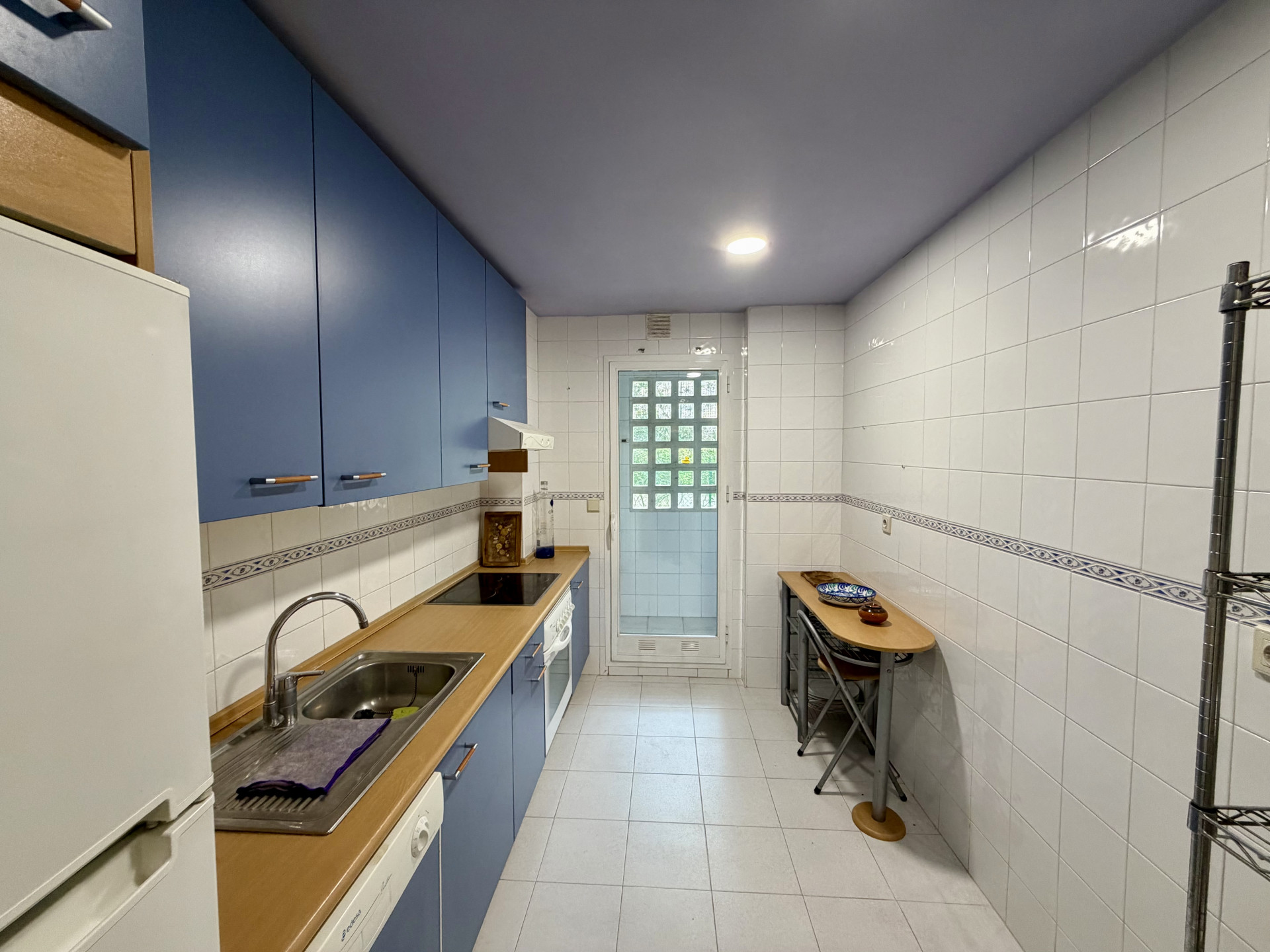 Piso de 3 Dormitorios y 2 Baños en venta en Milla de Oro, Marbella
