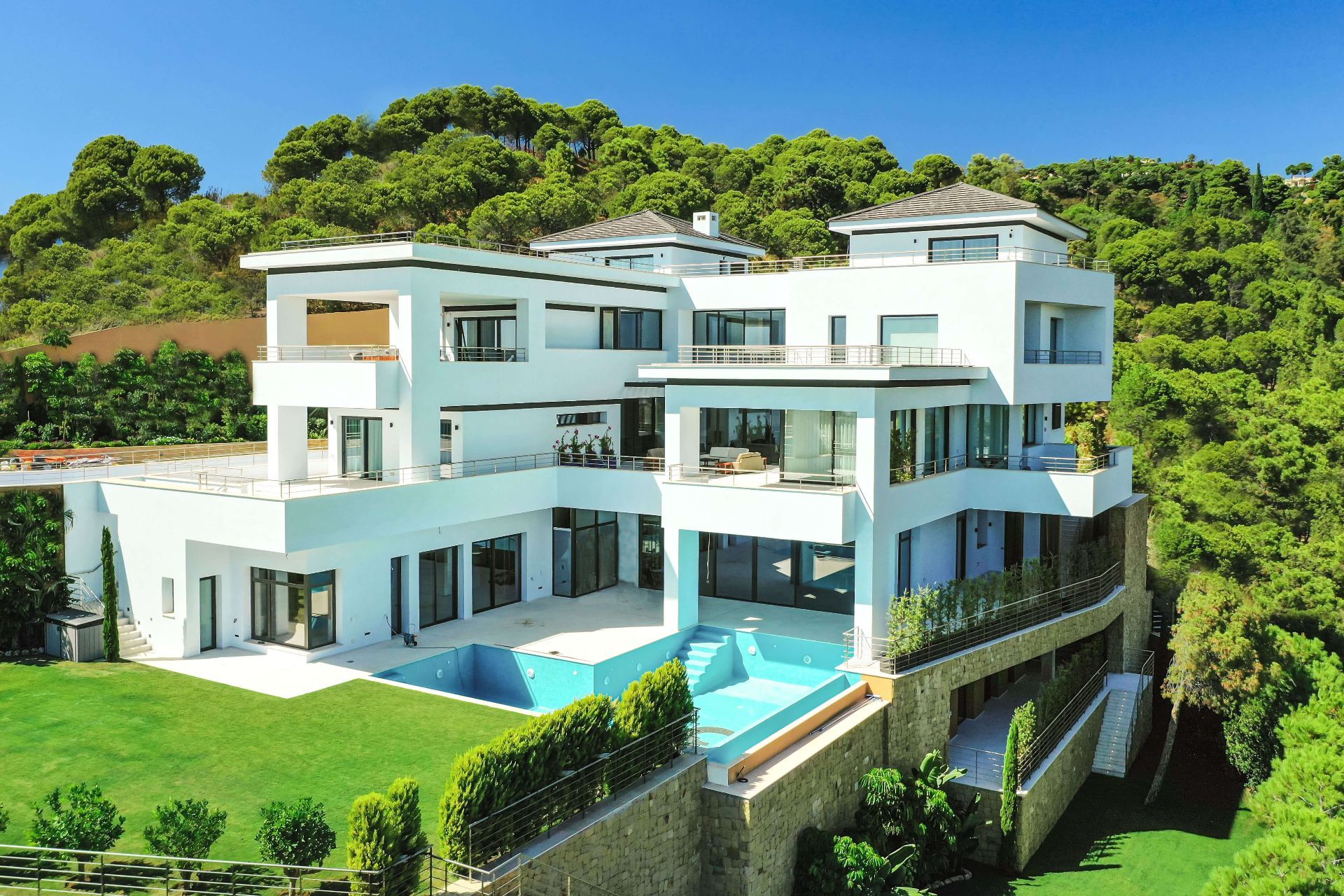 Casa de 12 Dormitorios en venta en Benahavís