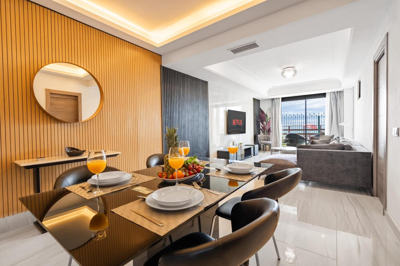 Piso de 3 Dormitorios y 2 Baños en venta en Puerto Banús, Marbella