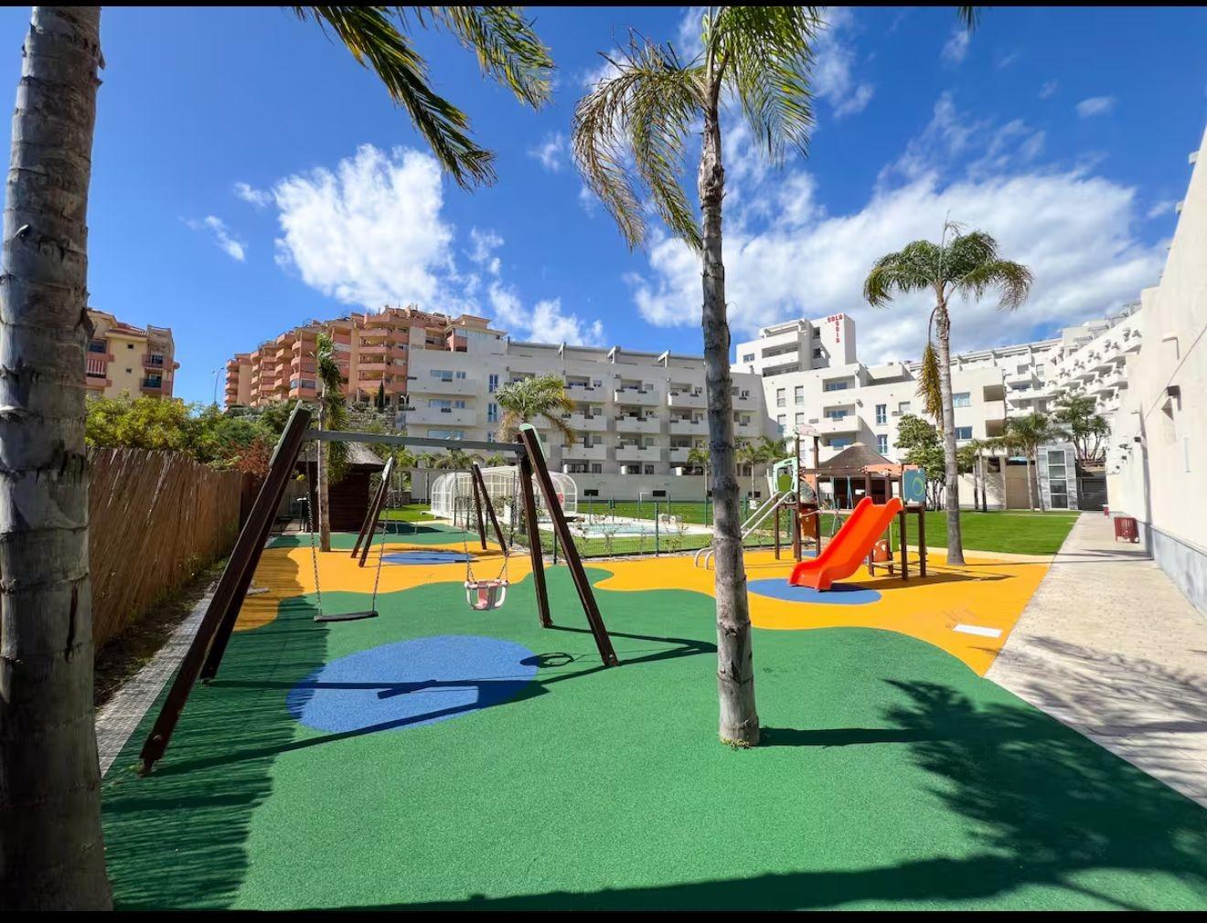 Casa Adosada de 2 Dormitorios y 2 Baños en alquiler en La Cala de Mijas