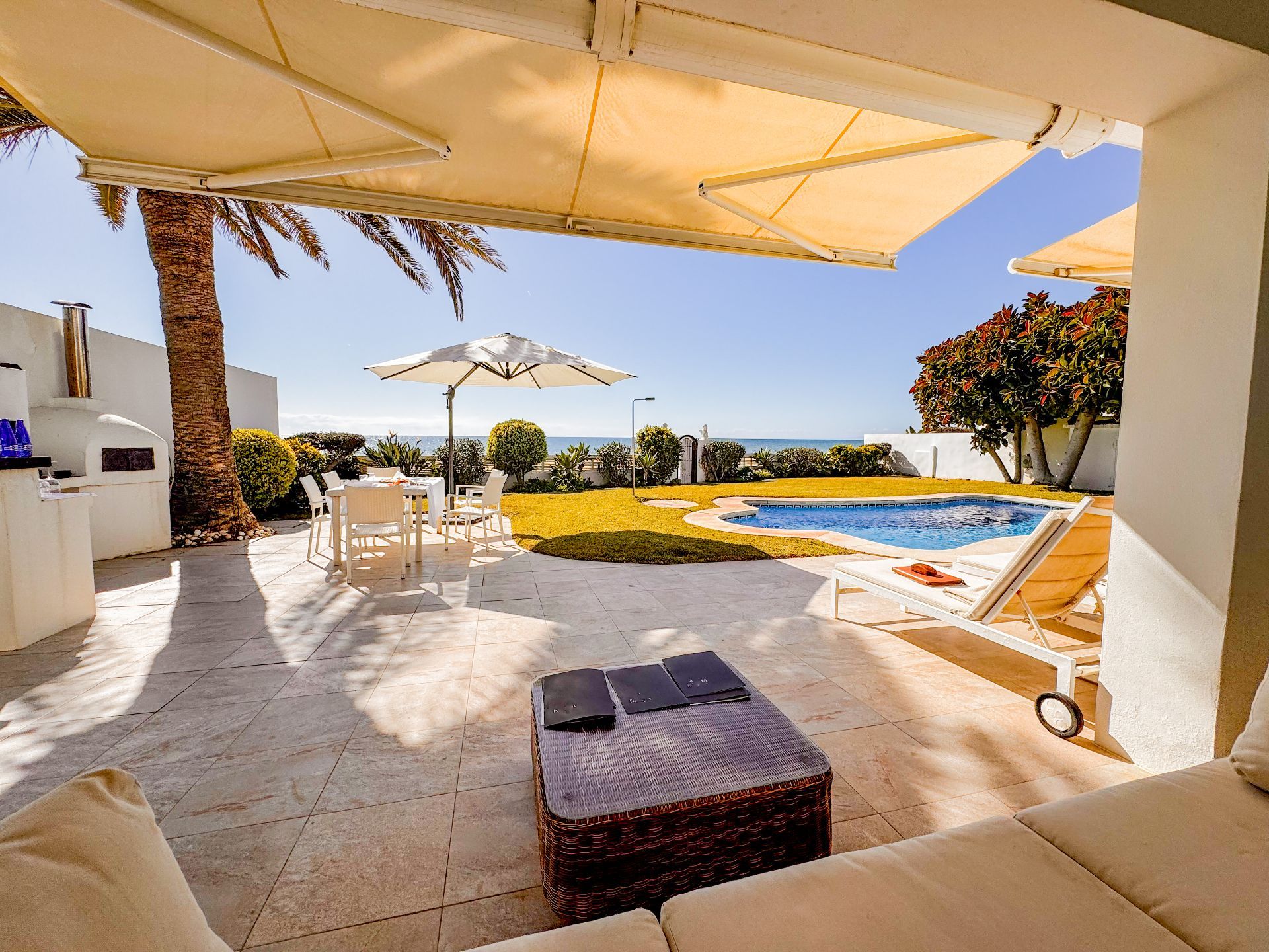 Casa de 2 Dormitorios en venta en El Rosario, Marbella