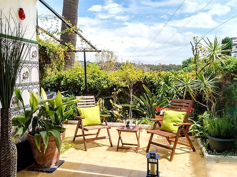 Casa Adosada en venta en La Alqueria, Estepona
