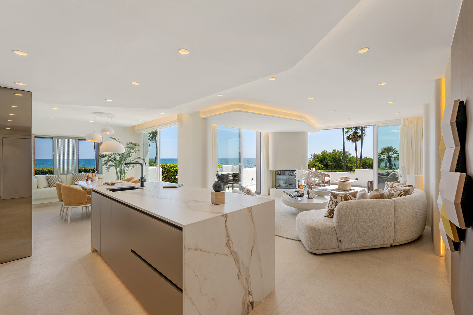Piso de 3 Dormitorios y 3 Baños en venta en Estepona