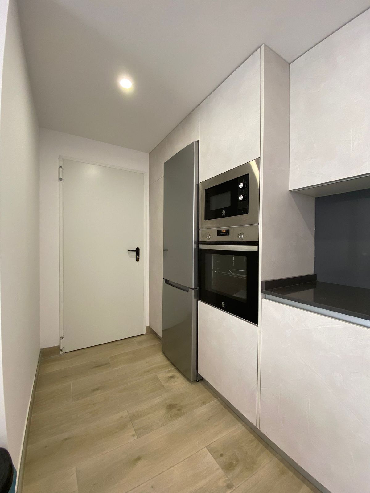 Piso de 4 Dormitorios en venta en Estepona