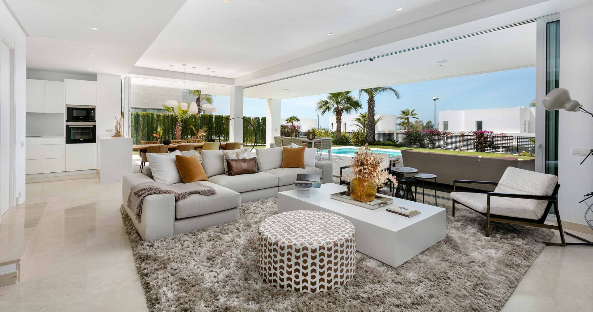 Casa de 4 Dormitorios en venta en Río Real, Marbella