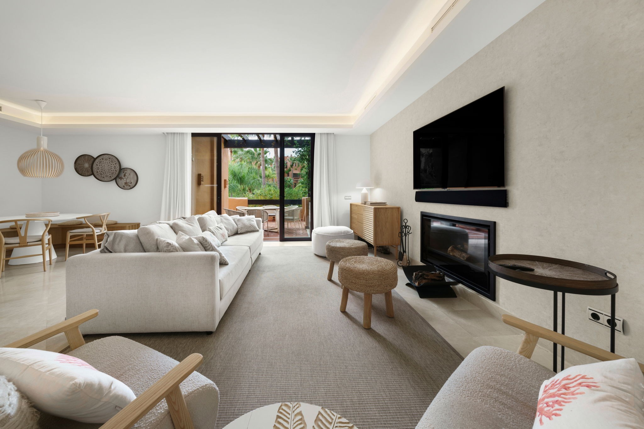 Piso de 4 Dormitorios y 4 Baños en venta en Nueva Andalucía, Puerto Banús