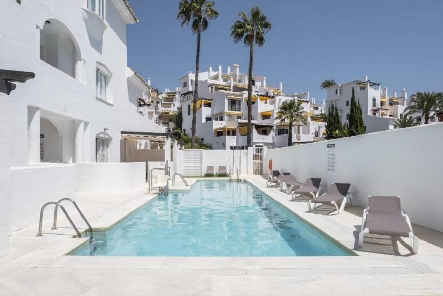Piso de 2 Dormitorios y 1 Baño en venta en Marbella Centro
