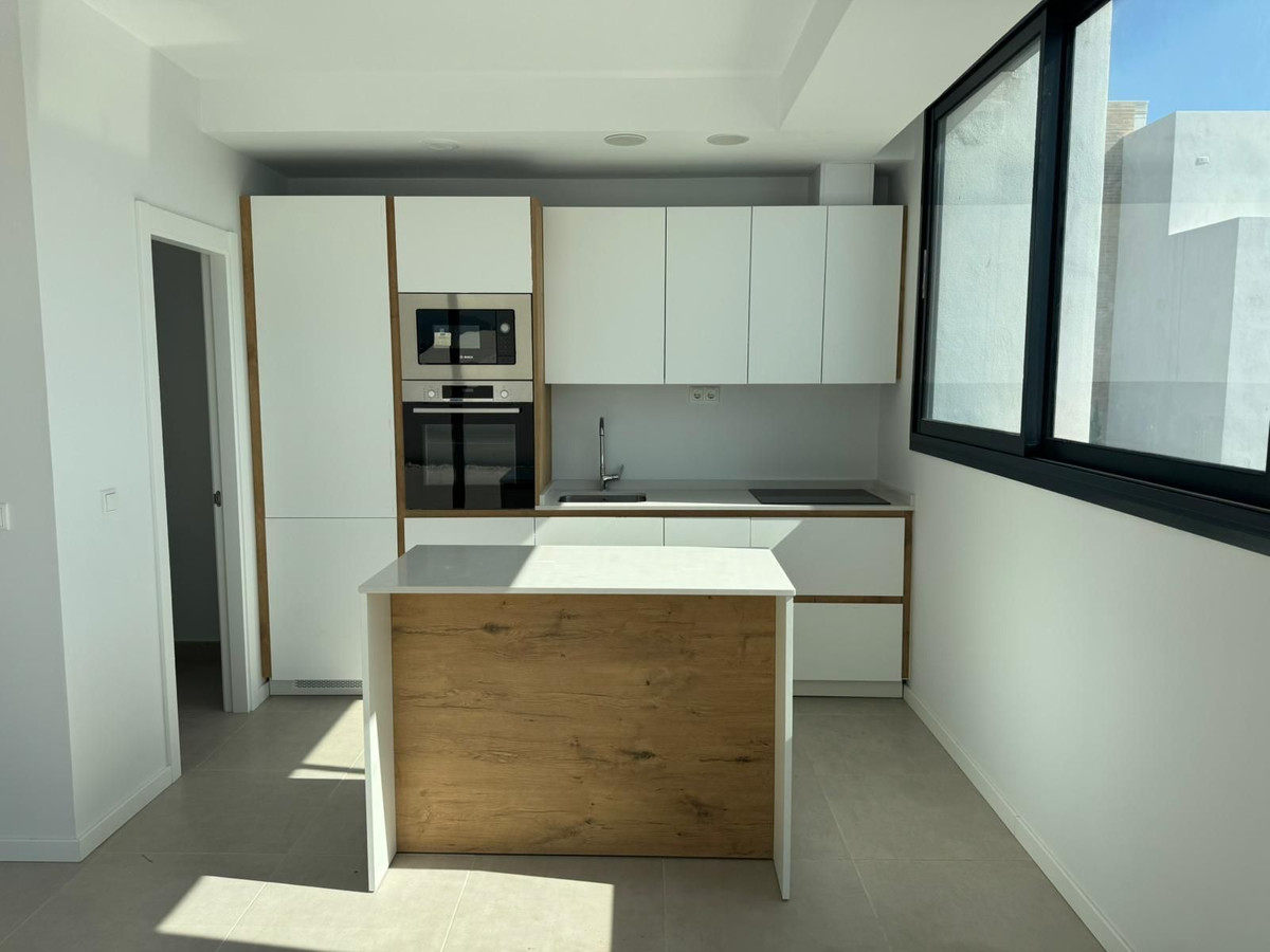 Ático de 2 Dormitorios en venta en Estepona