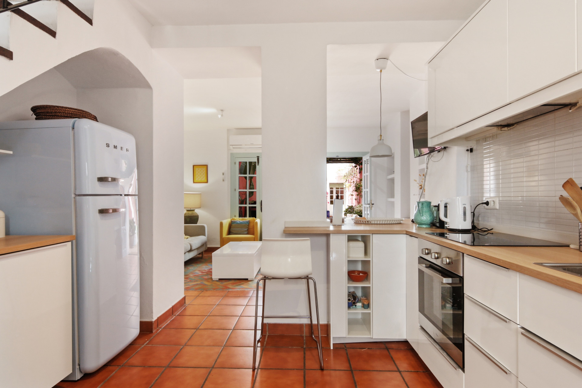 Casa Adosada de 3 Dormitorios en venta en La Alqueria, Estepona