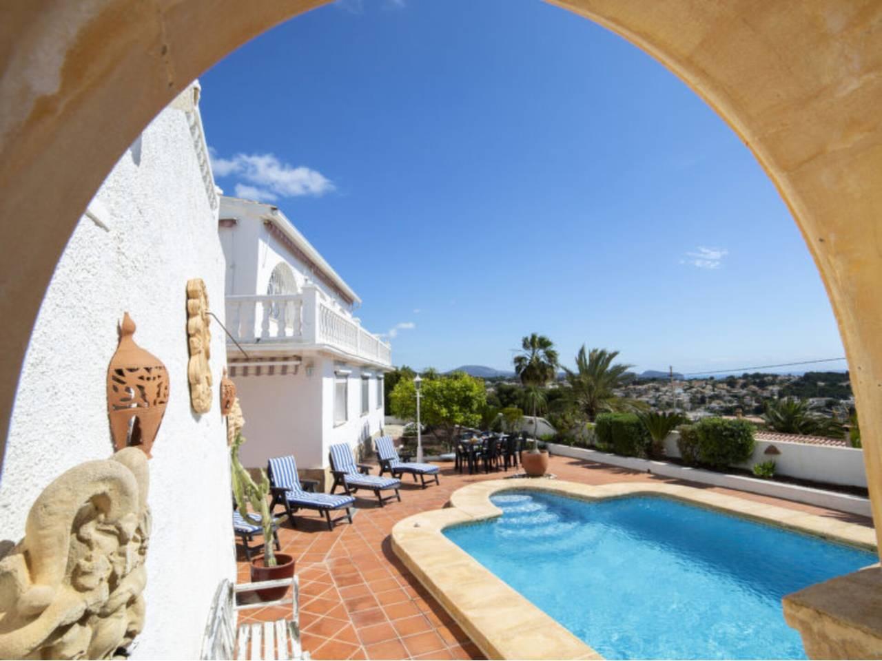 Casa Adosada de 3 Dormitorios en venta en Calp
