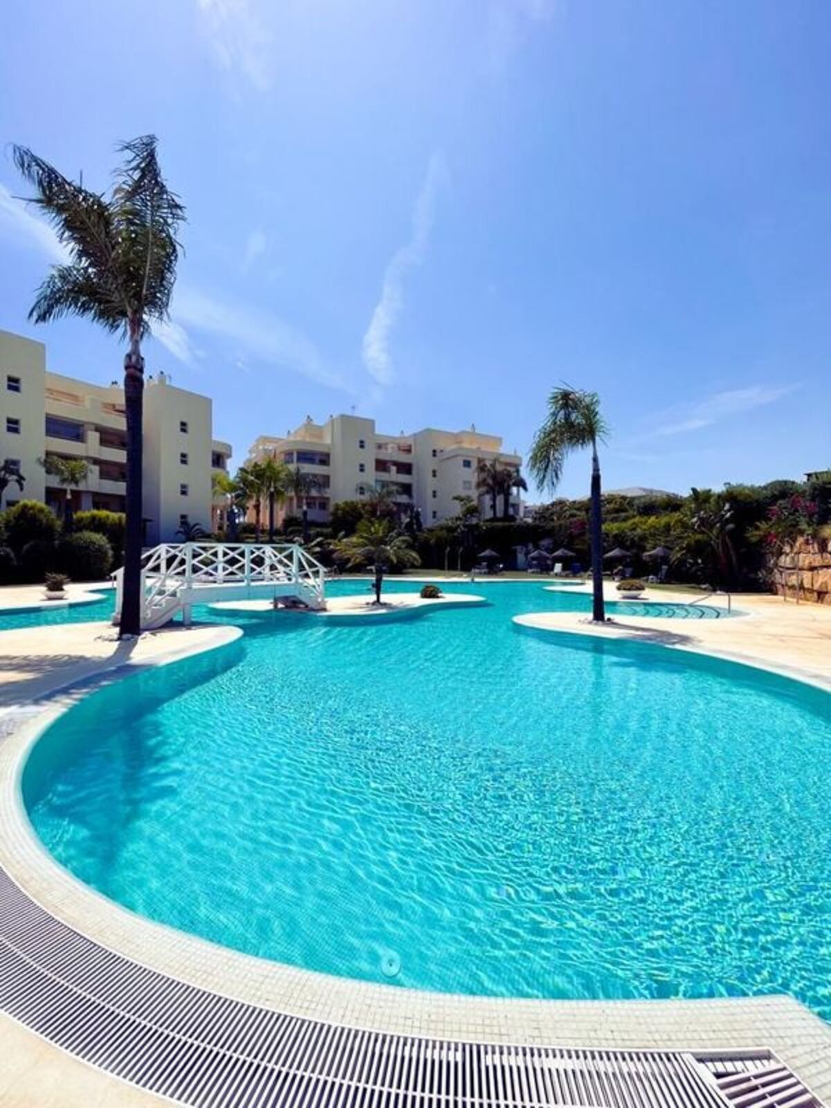 Piso de 2 Dormitorios y 2 Baños en venta en Mijas