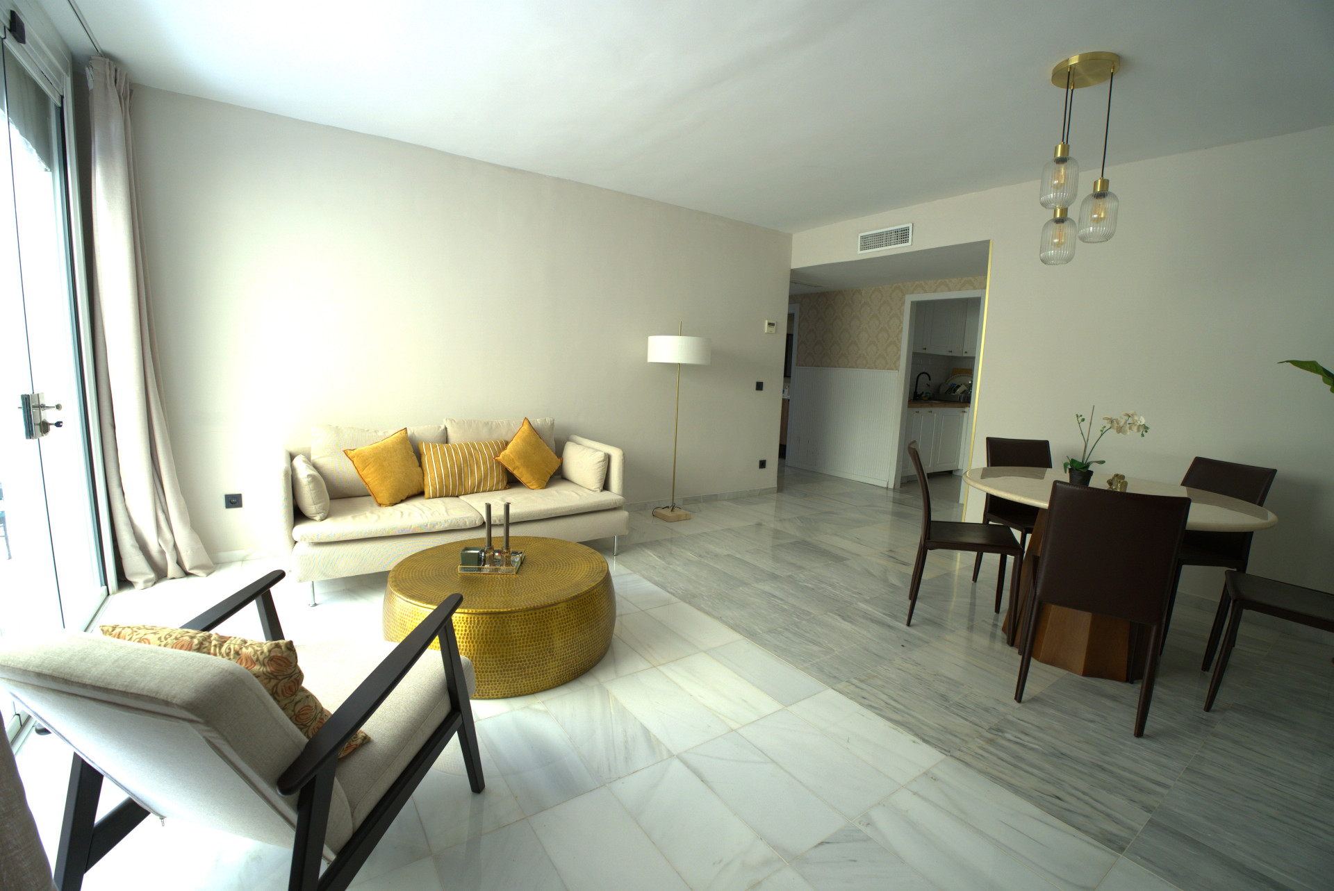 3 спални - Апартамент под наем в Puerto Banus, Marbella