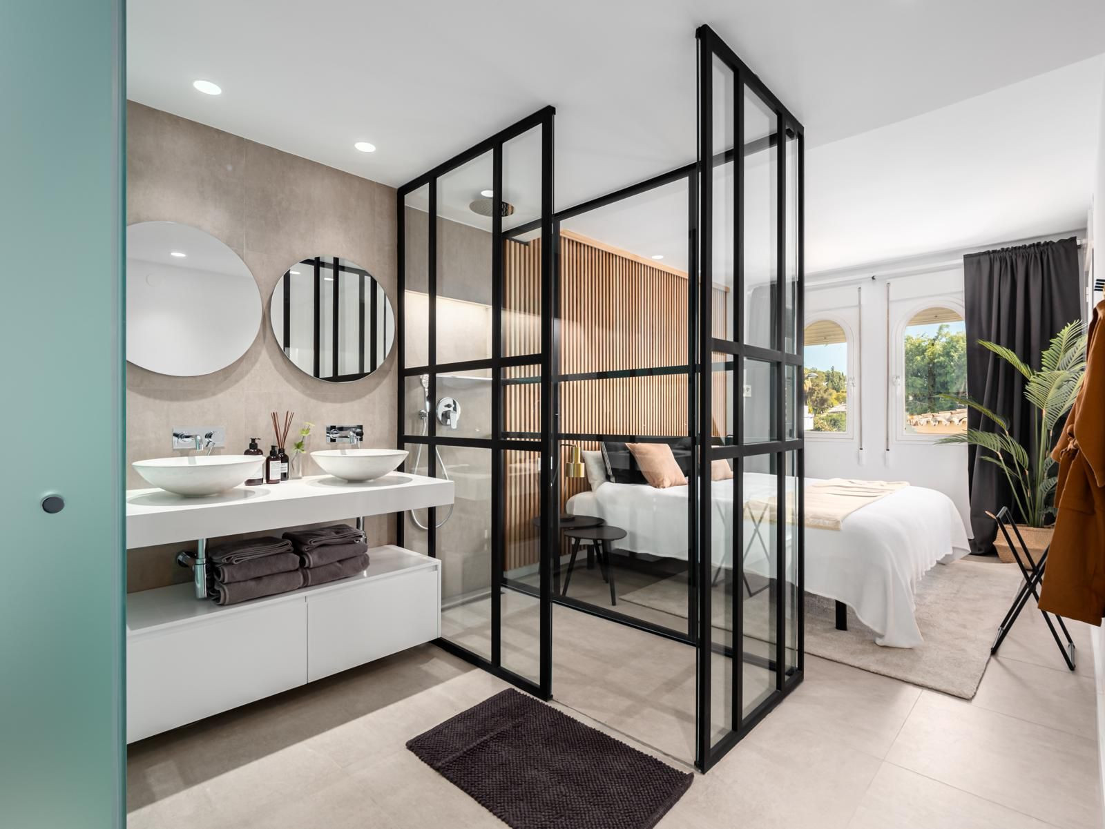 Piso de 3 Dormitorios y 2 Baños en venta en Nueva Andalucía, Marbella