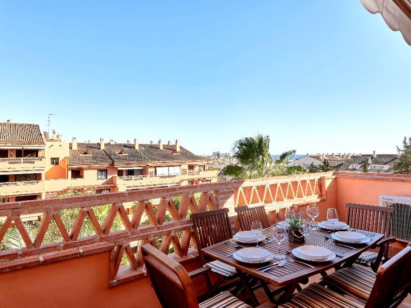 Piso de 3 Dormitorios en venta en Nagüeles, Marbella