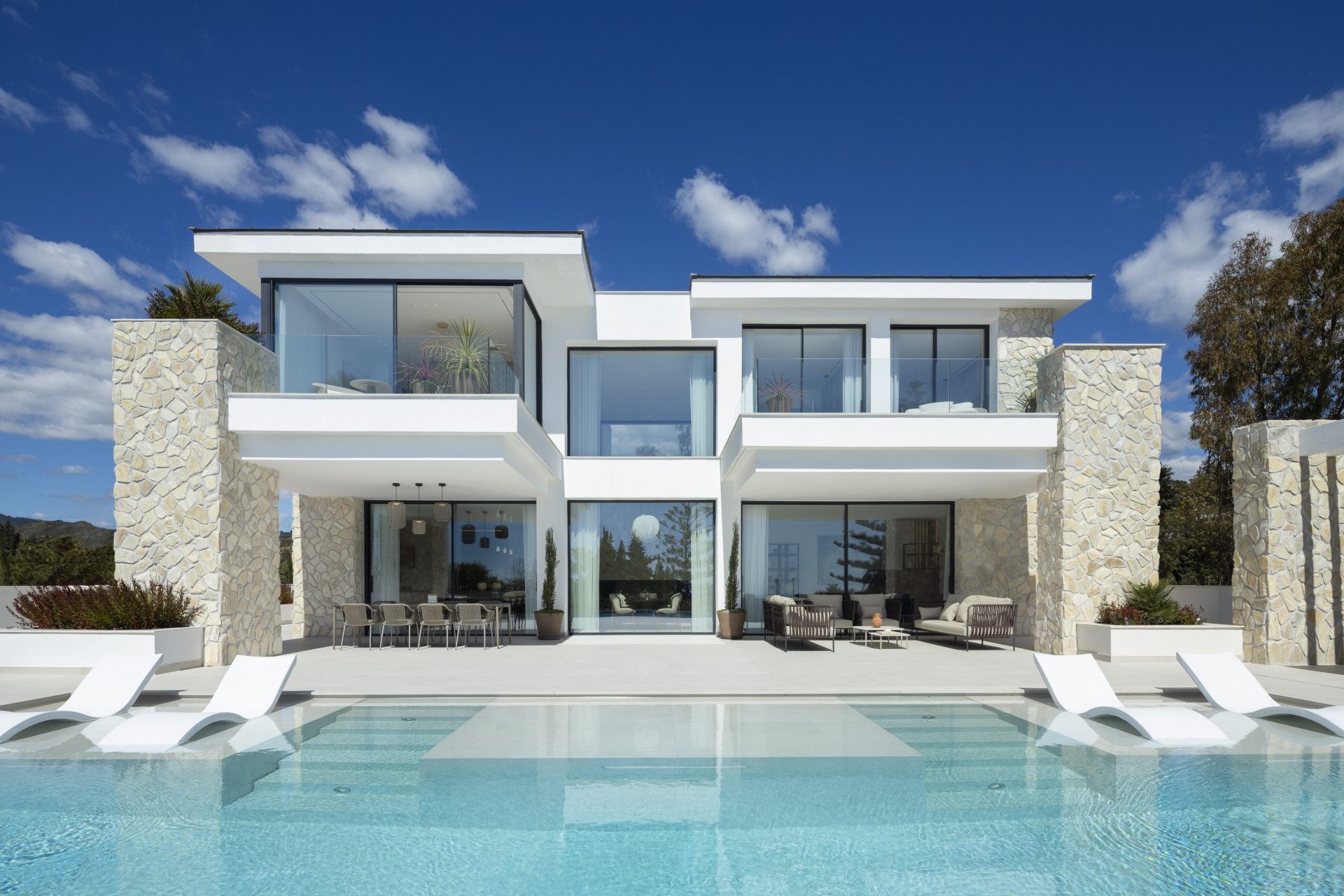 5 спални, 5 бани - Вила за продажба в La Quinta, Benahavis