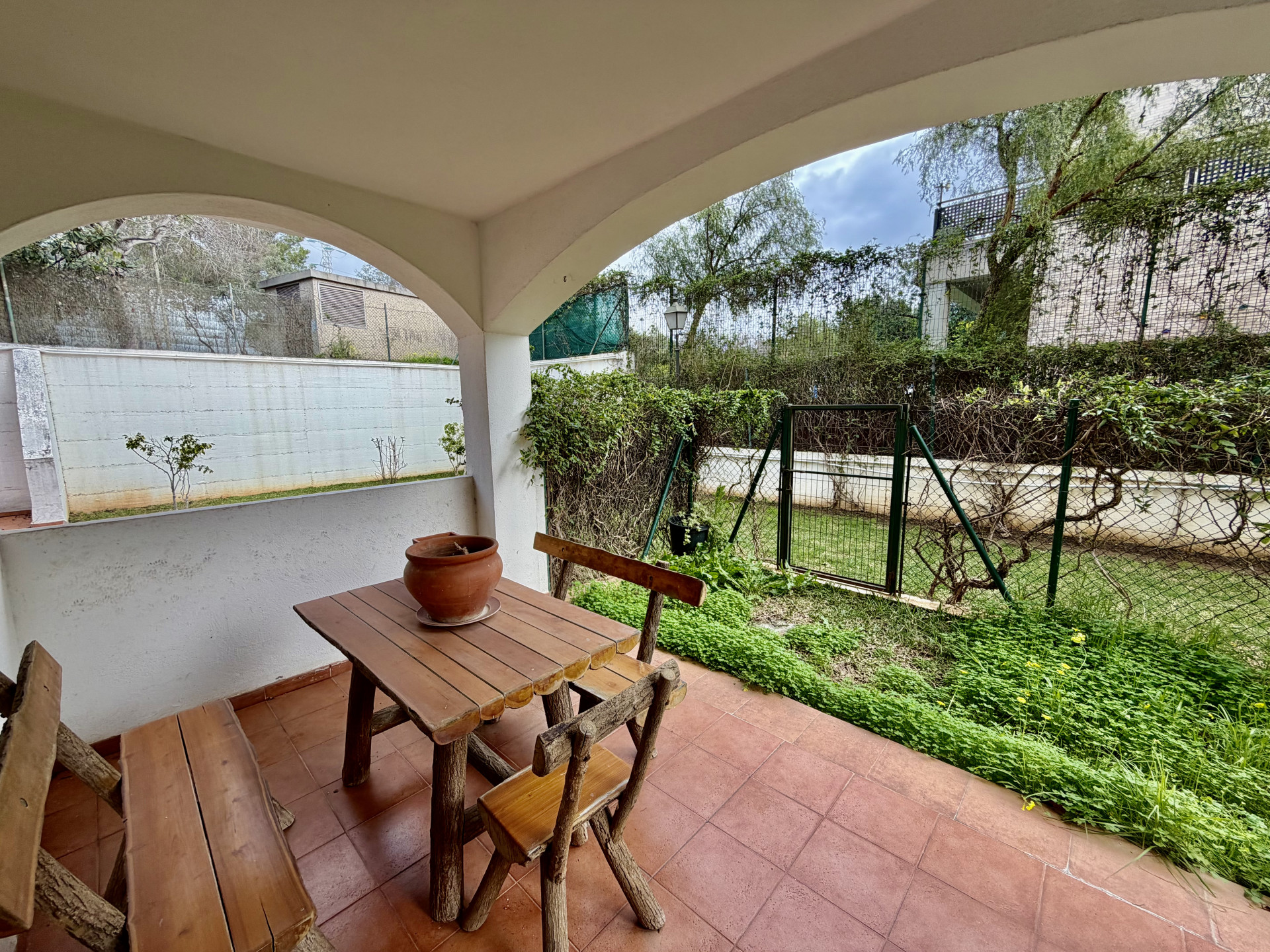 Piso de 3 Dormitorios y 2 Baños en venta en Milla de Oro, Marbella