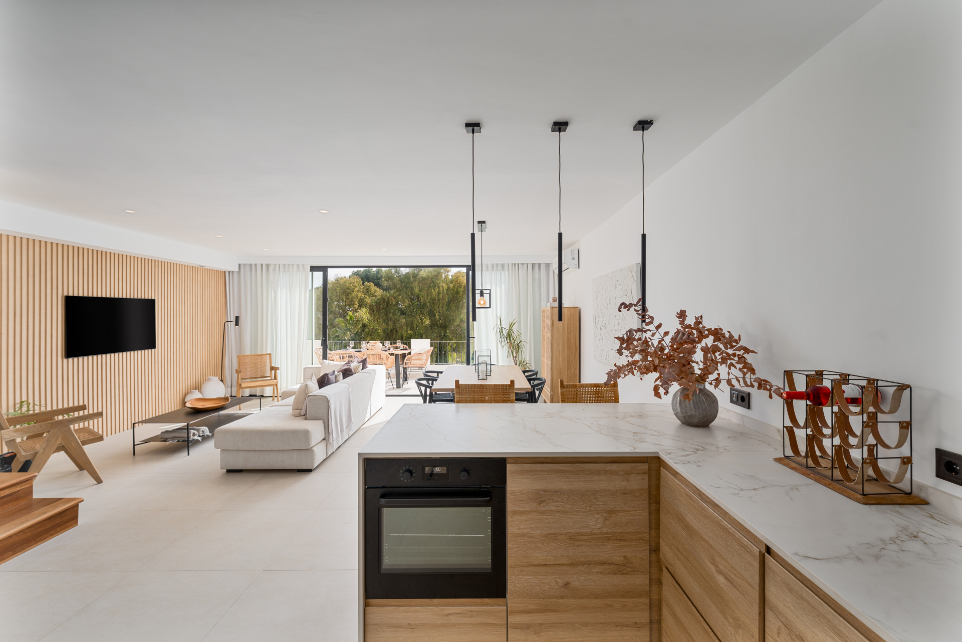 Casa Adosada de 3 Dormitorios y 3 Baños en venta en Nueva Andalucía, Marbella