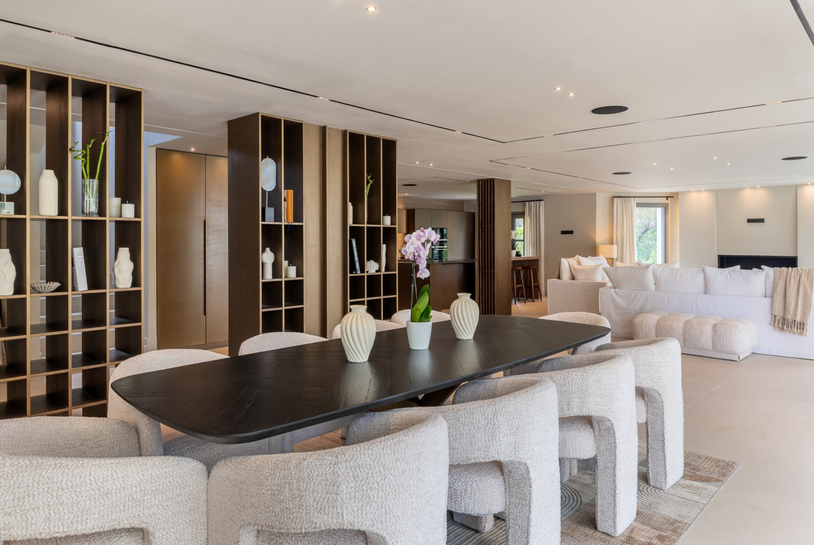 Casa de 5 Dormitorios y 6 Baños en venta en San Pedro de Alcántara
