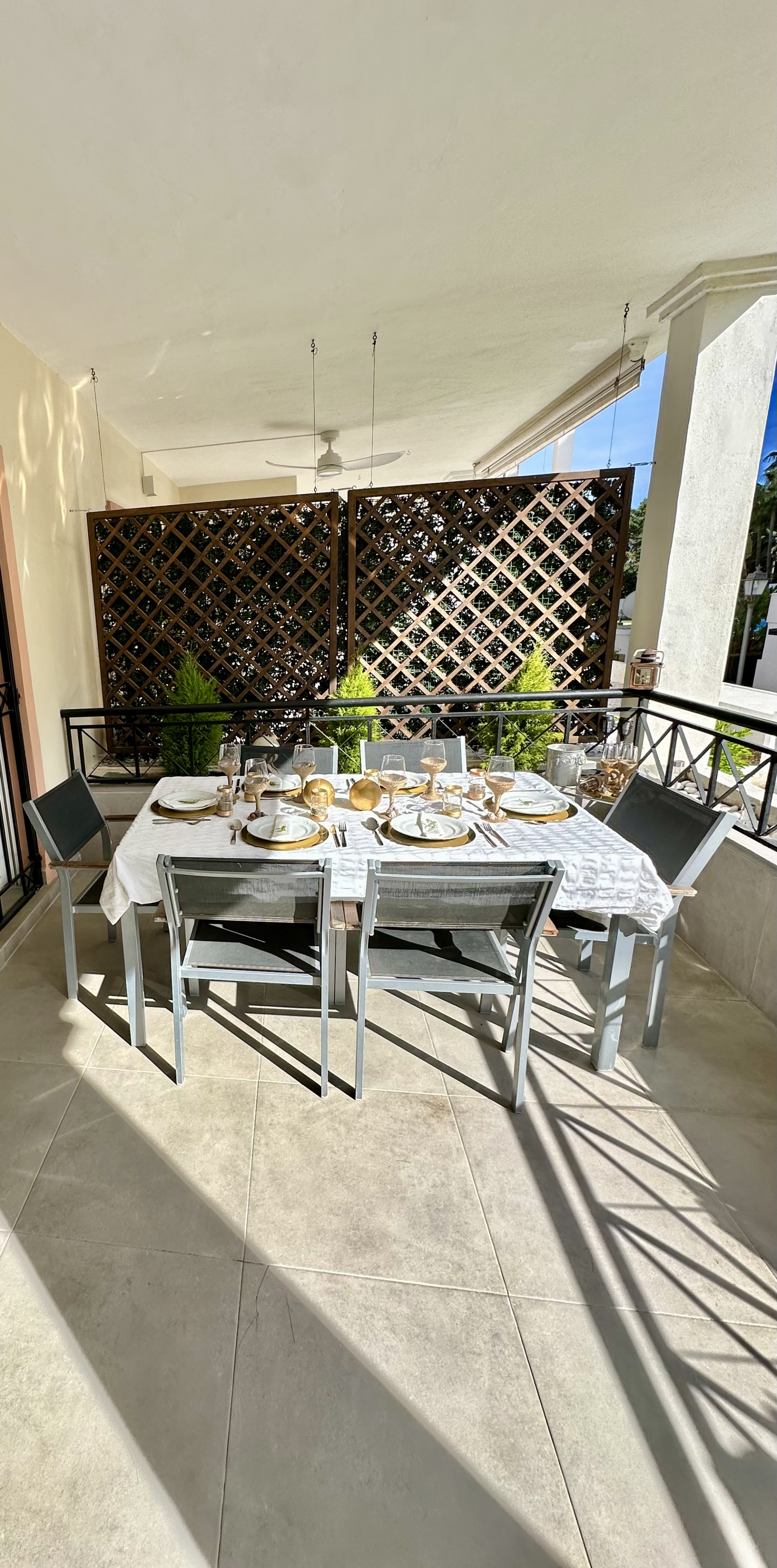 Piso de 2 Dormitorios y 2 Baños en venta en Nueva Andalucía