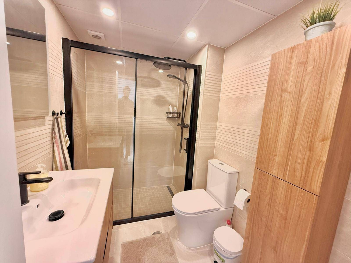 3 Slaapk., 2 Badk. - Appartement te koop in Fuengirola