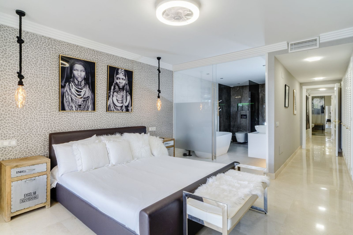 Piso de 2 Dormitorios en alquiler vacacional en Nueva Andalucía, Marbella