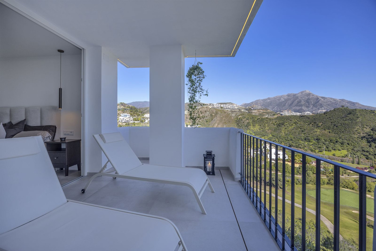 Piso de 3 Dormitorios y 3 Baños en venta en La Quinta, Benahavís