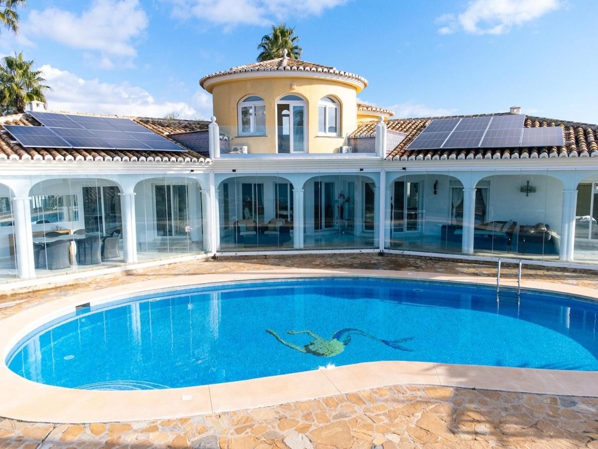 Casa de 4 Dormitorios en venta en Mijas