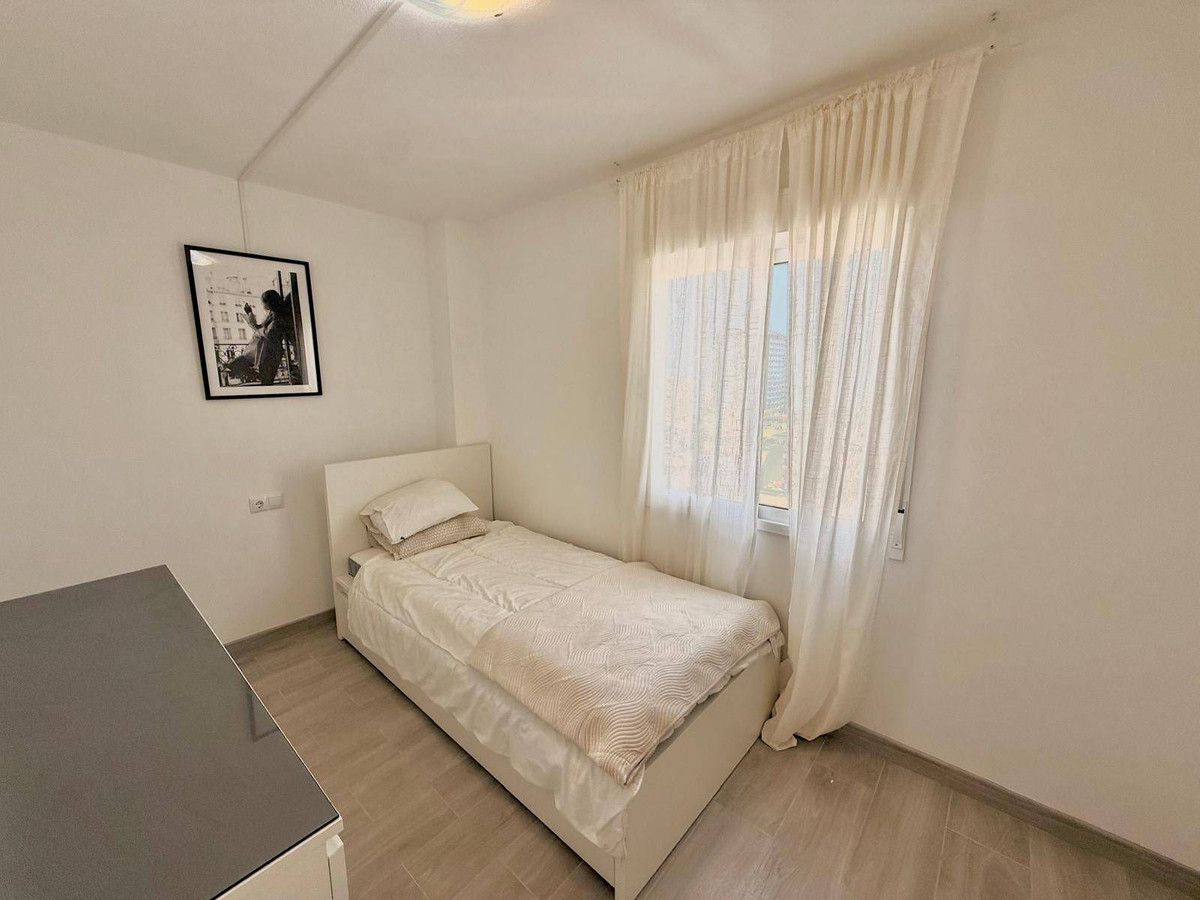 3 Slaapk., 2 Badk. - Appartement te koop in Fuengirola