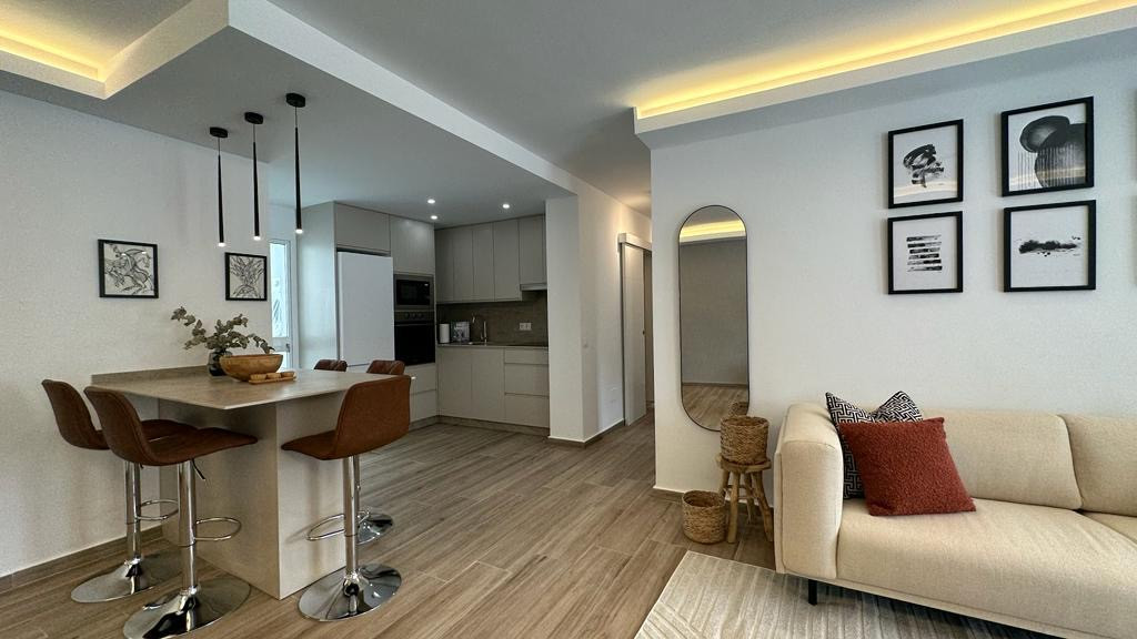 Piso de 3 Dormitorios en alquiler en Marbella