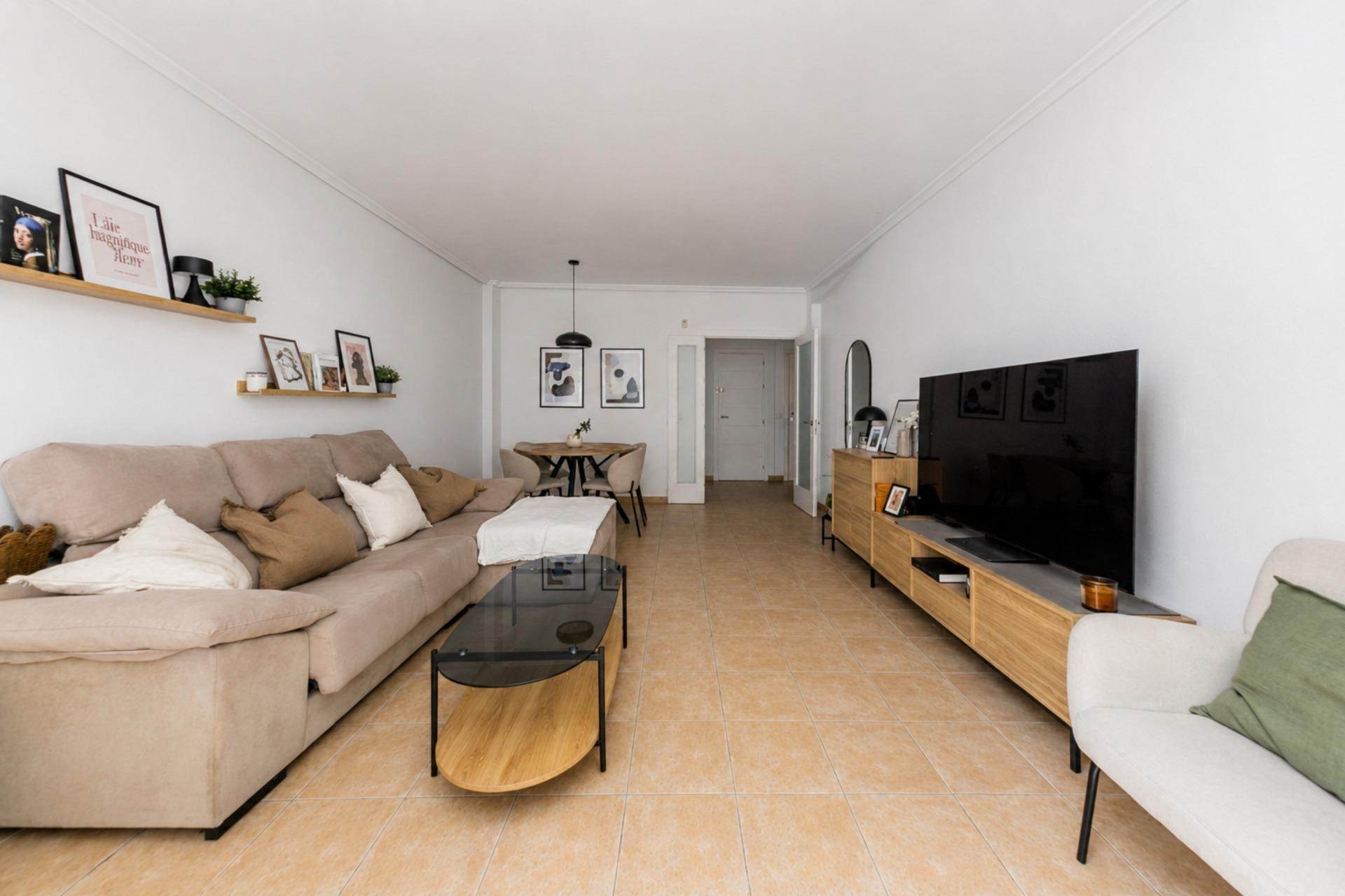 Casa de 2 Dormitorios en venta en Cerros del Aguila, Mijas