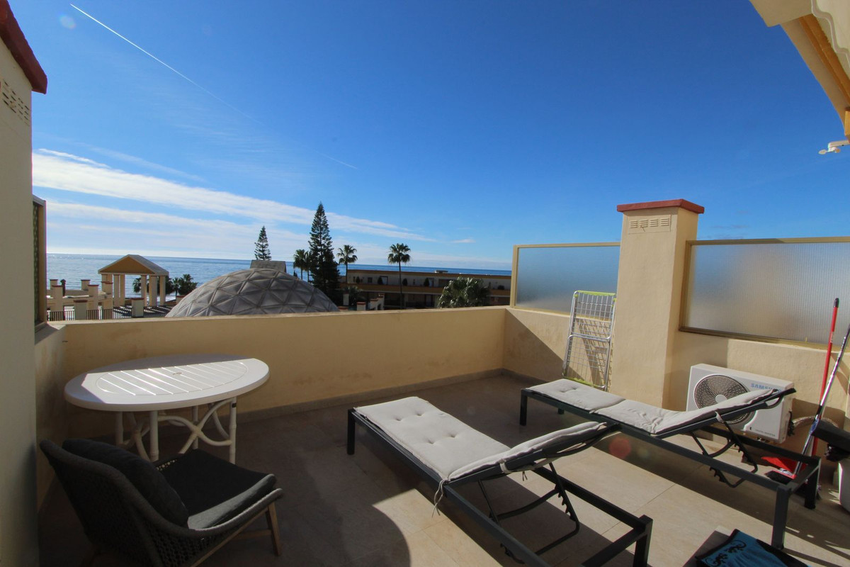 1 спалня, 1 баня - Апартамент за продажба в Elviria, Marbella
