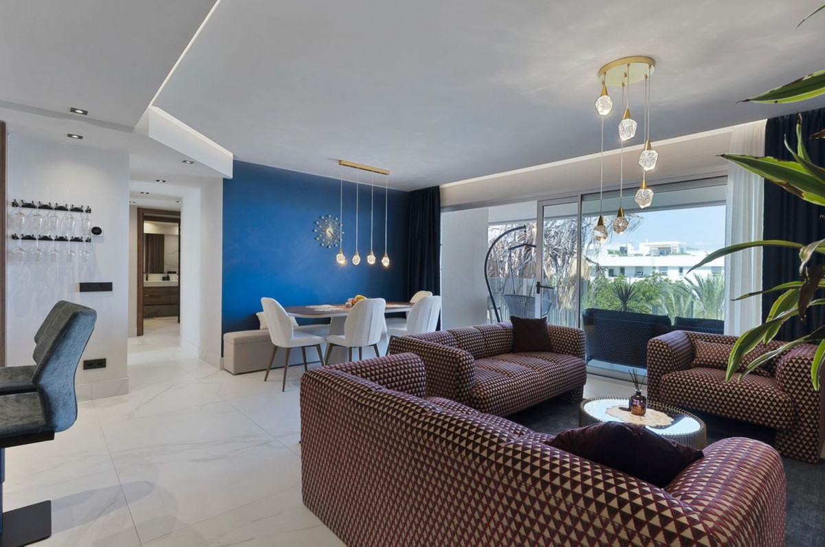 3 Bed, 2 Bath - Apartment for Sale in San Pedro de Alcántara