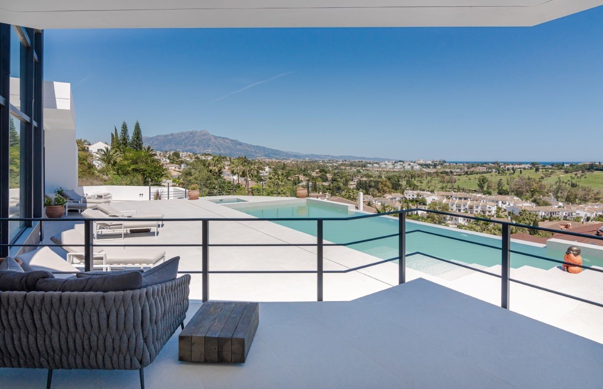 Casa de 6 Dormitorios y 6 Baños en venta en Benahavís