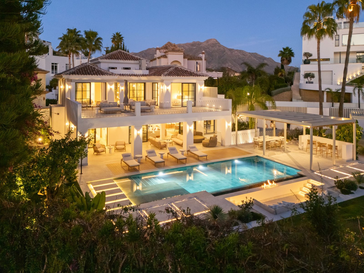 Casa de 5 Dormitorios y 5 Baños en venta en Benahavís
