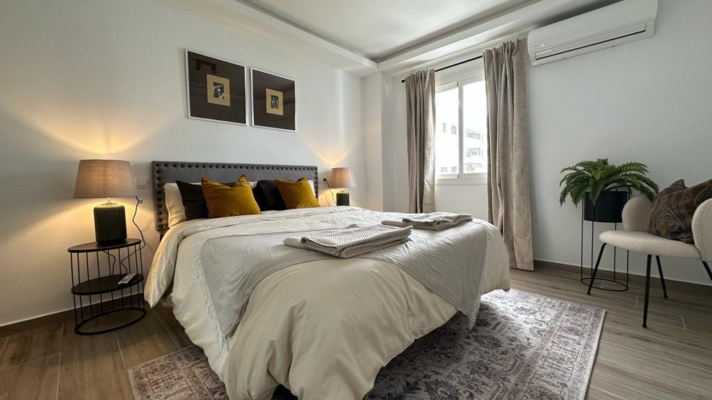 Piso de 3 Dormitorios en alquiler en Marbella