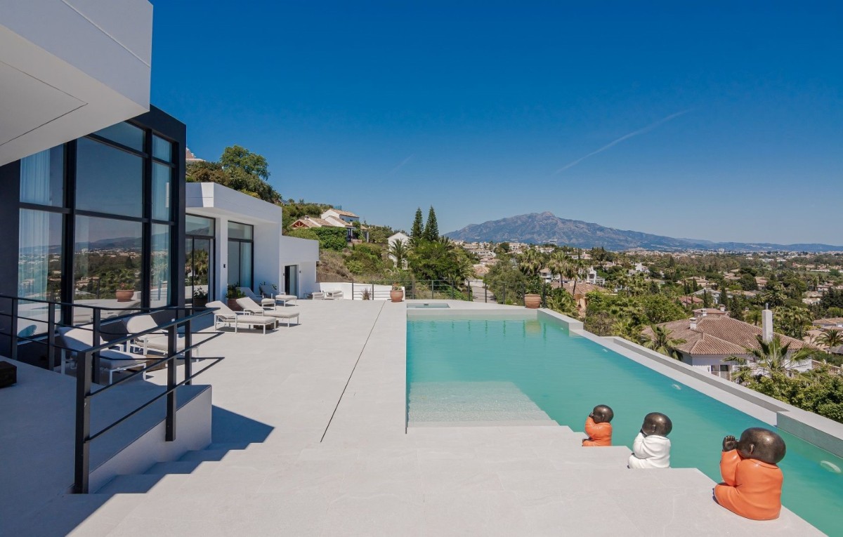 Casa de 6 Dormitorios y 6 Baños en venta en Benahavís