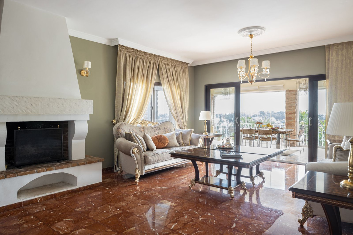 Casa de 6 Dormitorios y 6 Baños en venta en El Paraíso