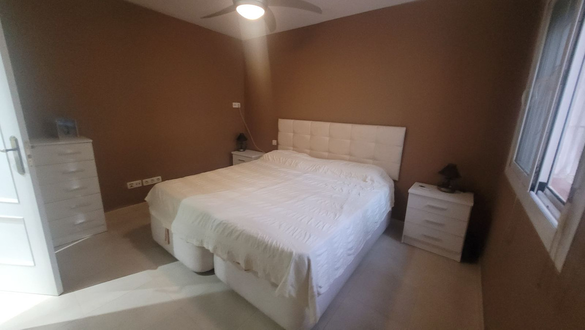 Piso de 3 Dormitorios en venta en Nueva Andalucía, Marbella