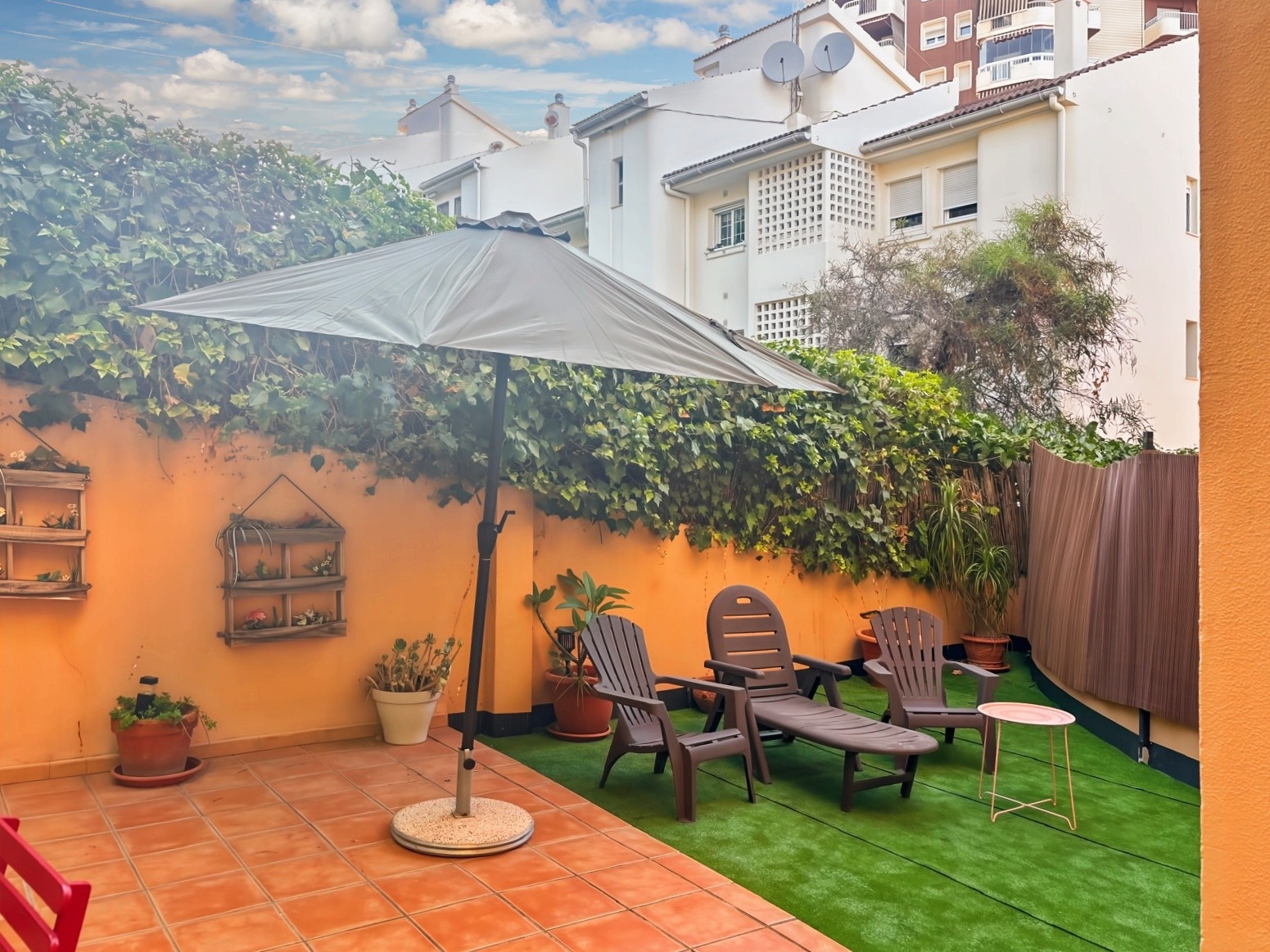 Finca de 10 Dormitorios y 6 Baños en venta en Cuevas del Becerro
