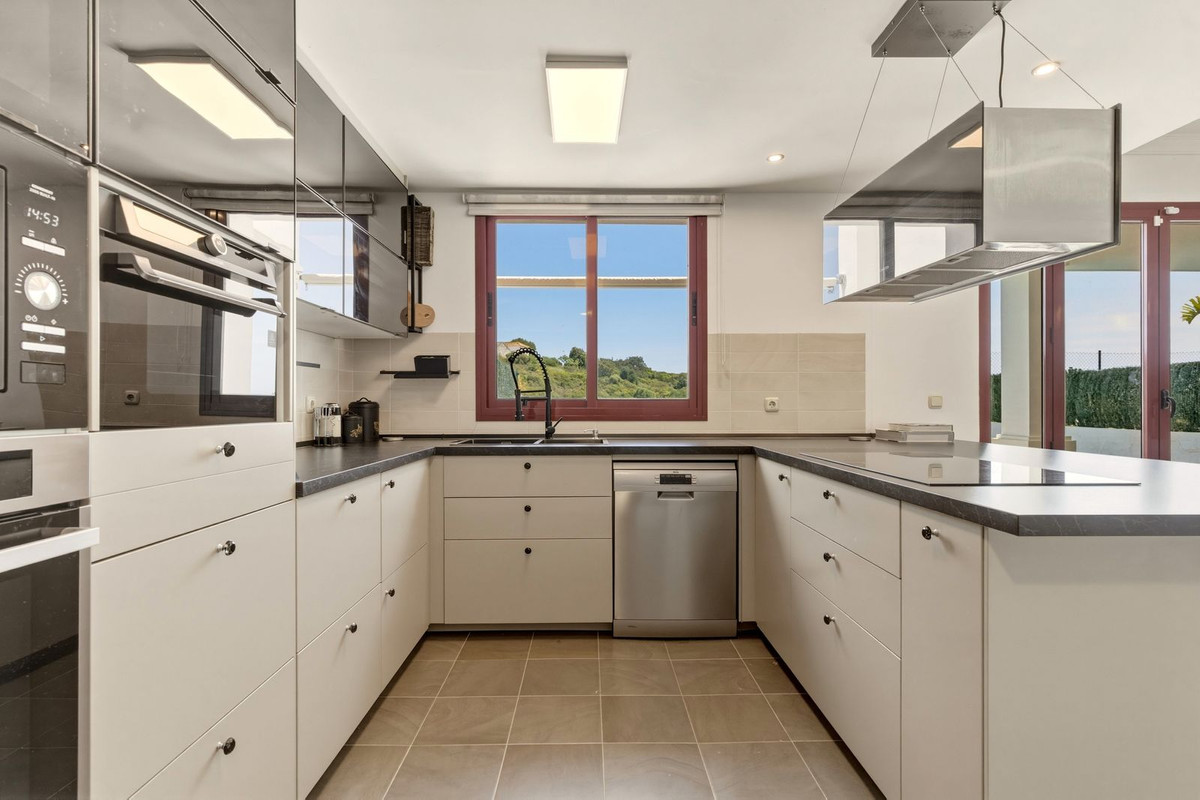 Casa Adosada de 3 Dormitorios y 3 Baños en venta en Casares
