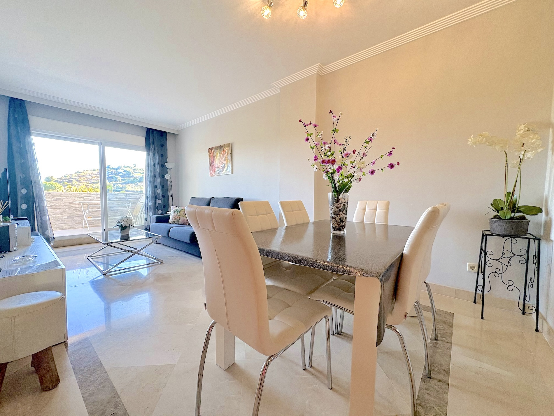 Piso de 2 Dormitorios y 2 Baños en venta en La Cala de Mijas