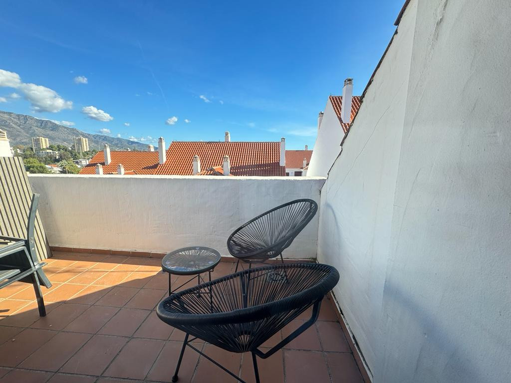 Ático de 2 Dormitorios en venta en Nueva Andalucía, Marbella