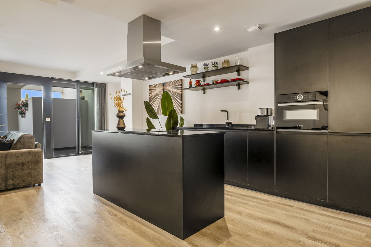 Piso de 2 Dormitorios y 1 Baño en venta en Mijas