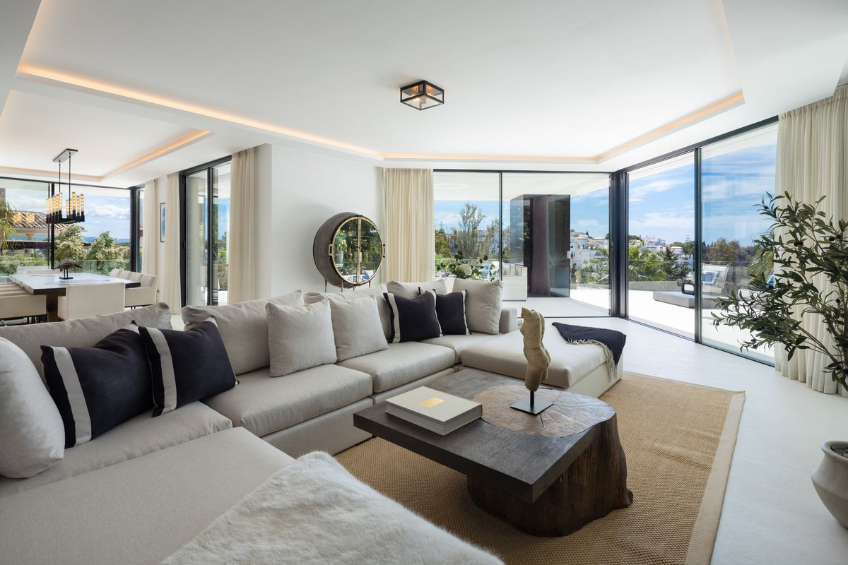 Casa de 5 Dormitorios y 6 Baños en venta en Benahavís