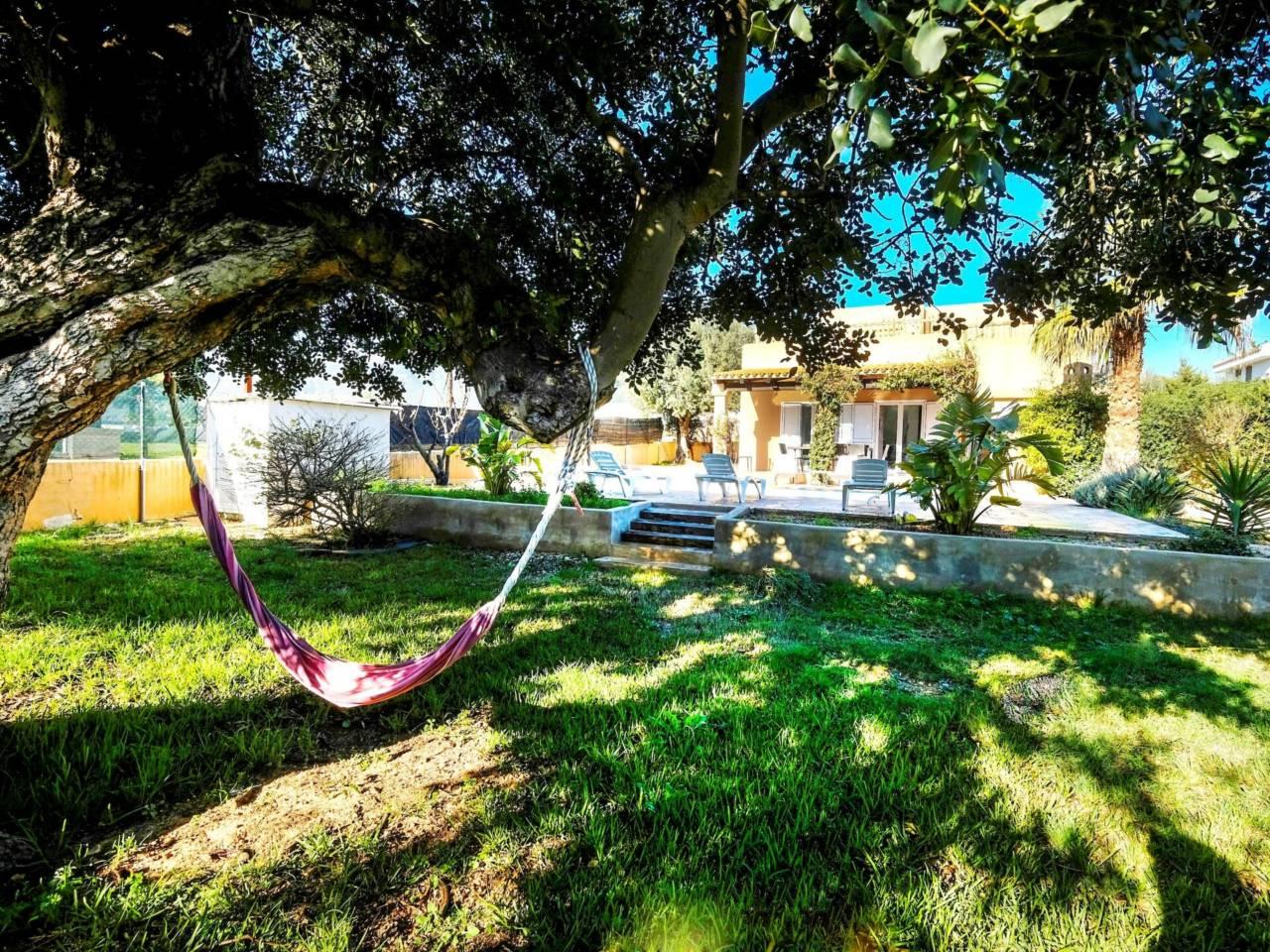 Casa Adosada de 4 Dormitorios en venta en Alcanar