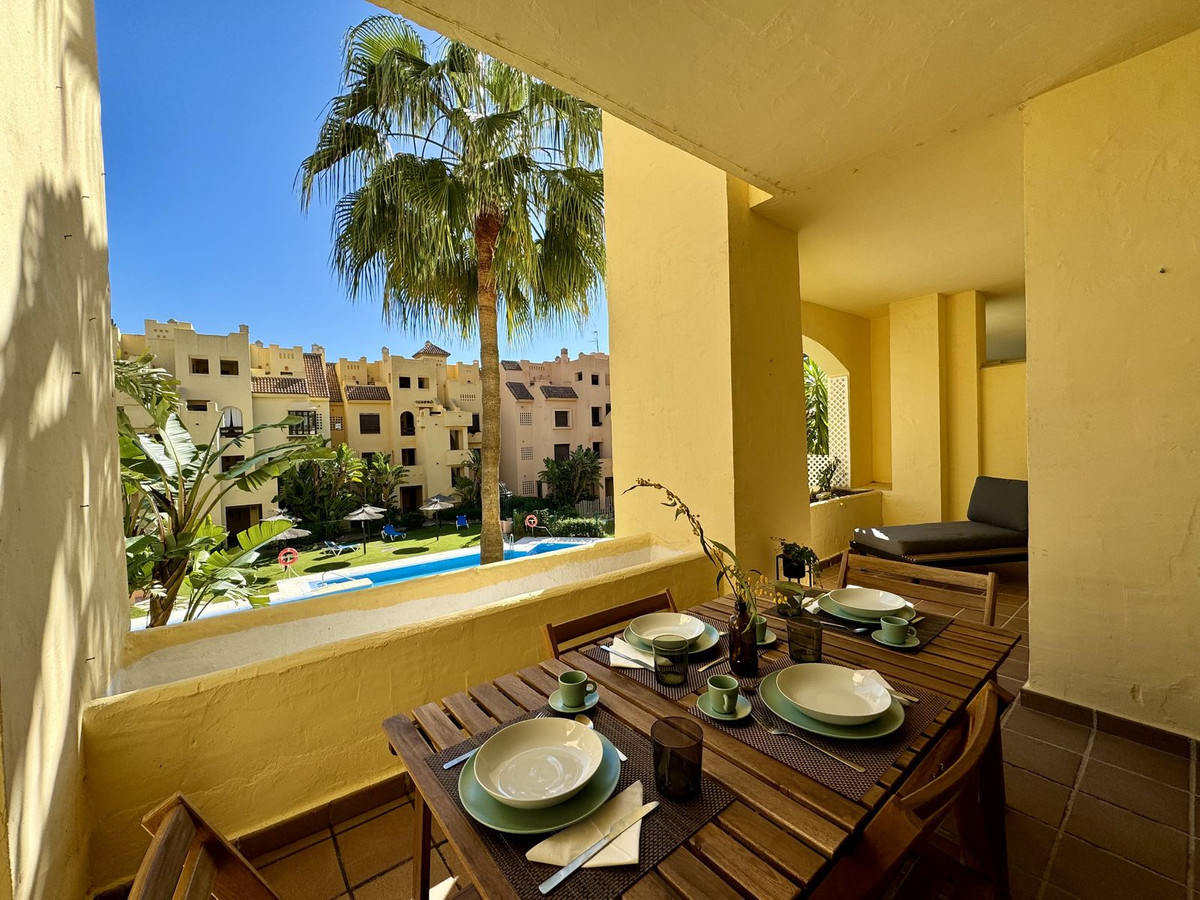 Piso de 2 Dormitorios y 2 Baños en venta en La Duquesa