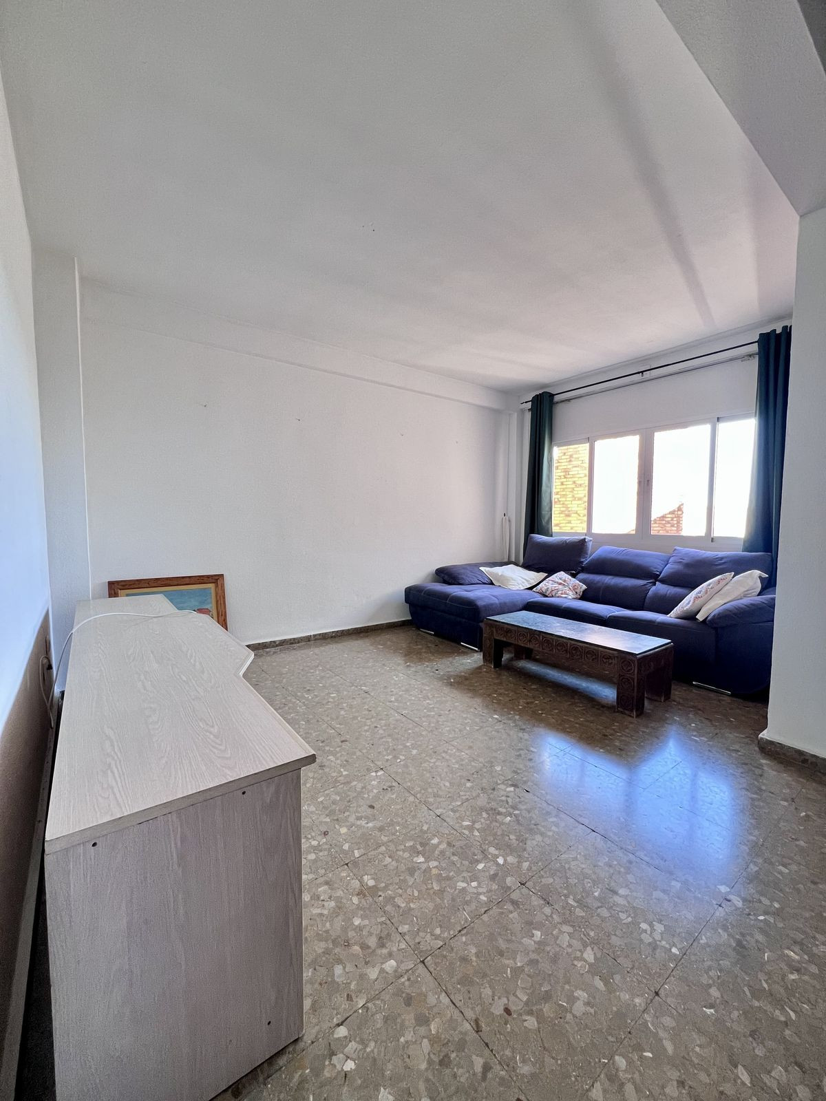Piso de 3 Dormitorios y 2 Baños en venta en Marbella