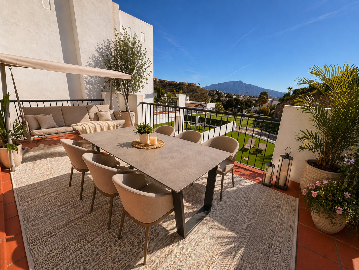 Ático de 2 Dormitorios y 2 Baños en venta en Benahavís