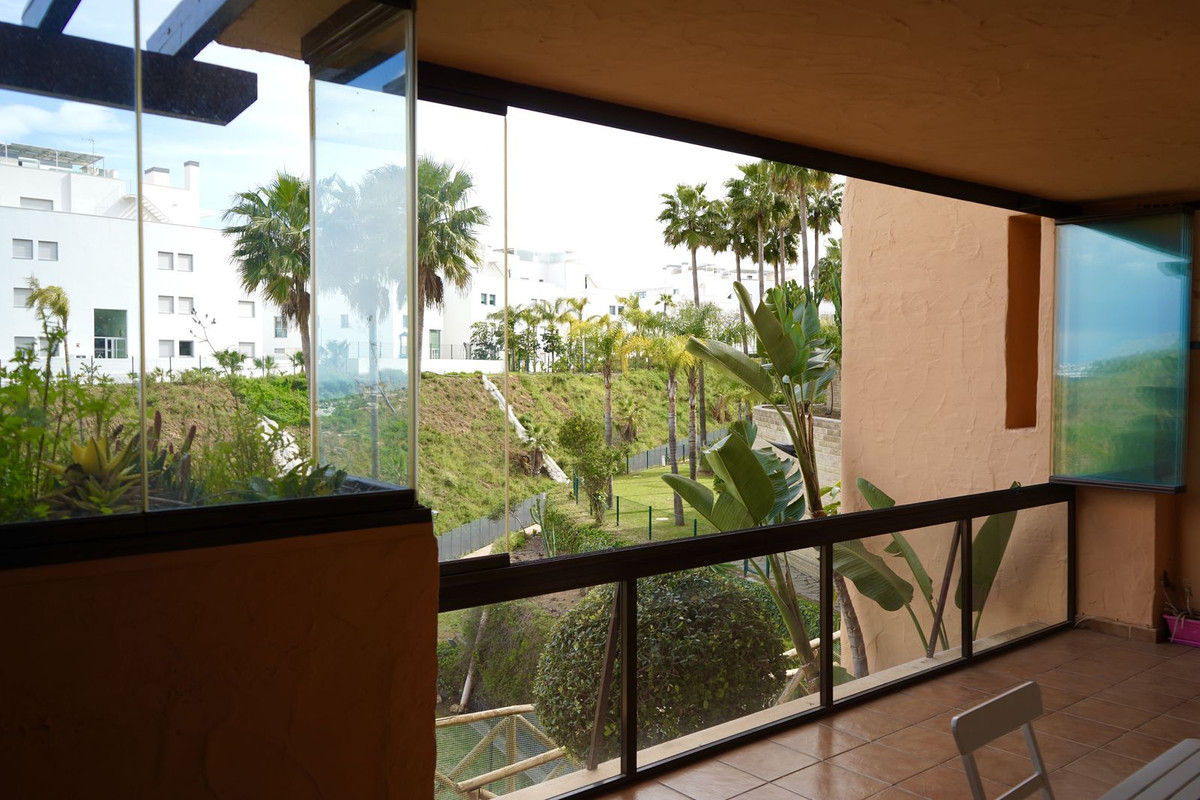 Piso de 2 Dormitorios y 2 Baños en venta en Mijas
